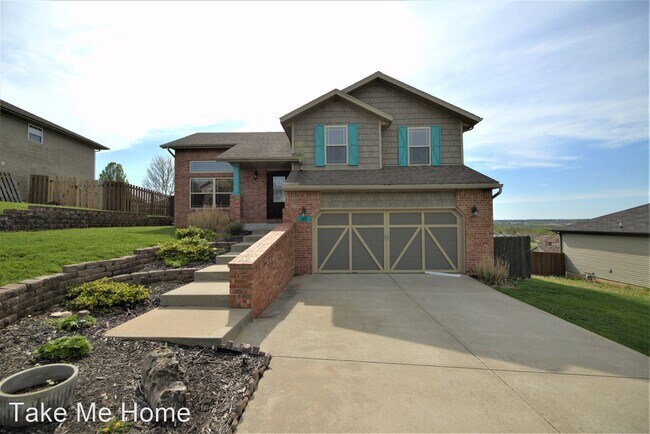 Building Photo - 3 br, 2.5 bath House - 1319 S Solaira St