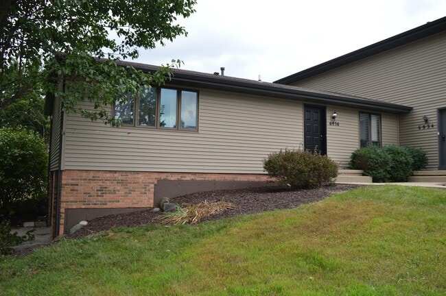 Building Photo - 6938 Chester Dr