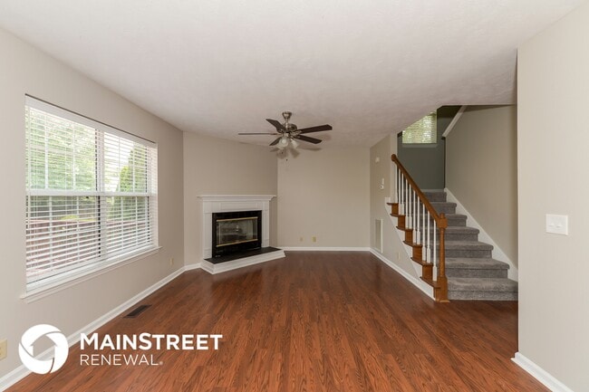 Foto del edificio - 3613 Applewood Ln