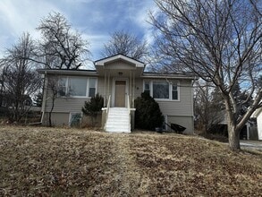 Building Photo - 718 N 86th St