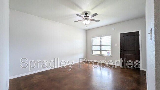 Building Photo - 205B Sparrow Cove