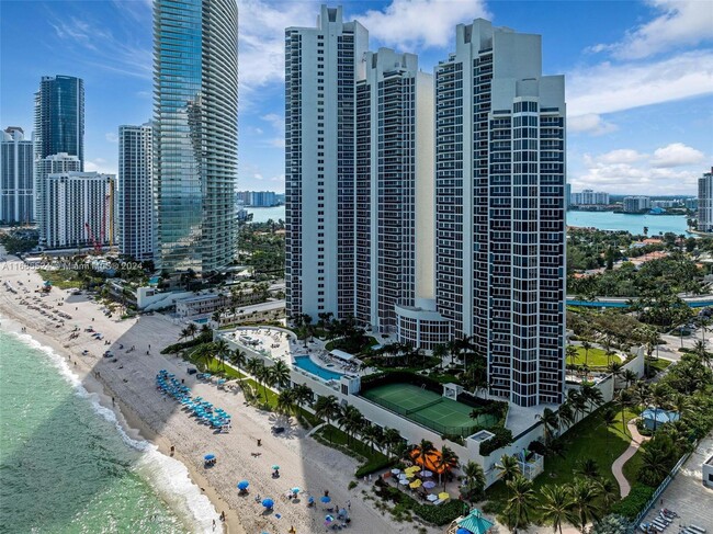 Foto del edificio - 19111 Collins Ave