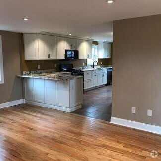 Building Photo - 1430 Simona Dr