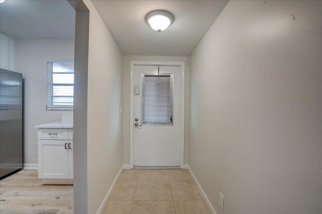 Building Photo - 2901 Fiore Way