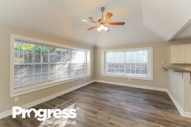 Building Photo - 93 Gleneagles Way