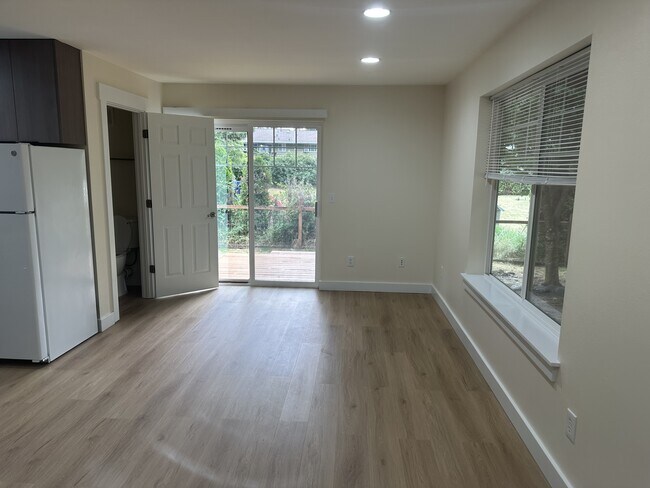 Foto del edificio - 4509 74th Ave Ct W