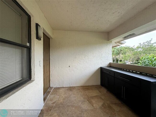 Foto del edificio - 4443 NW 22nd Rd