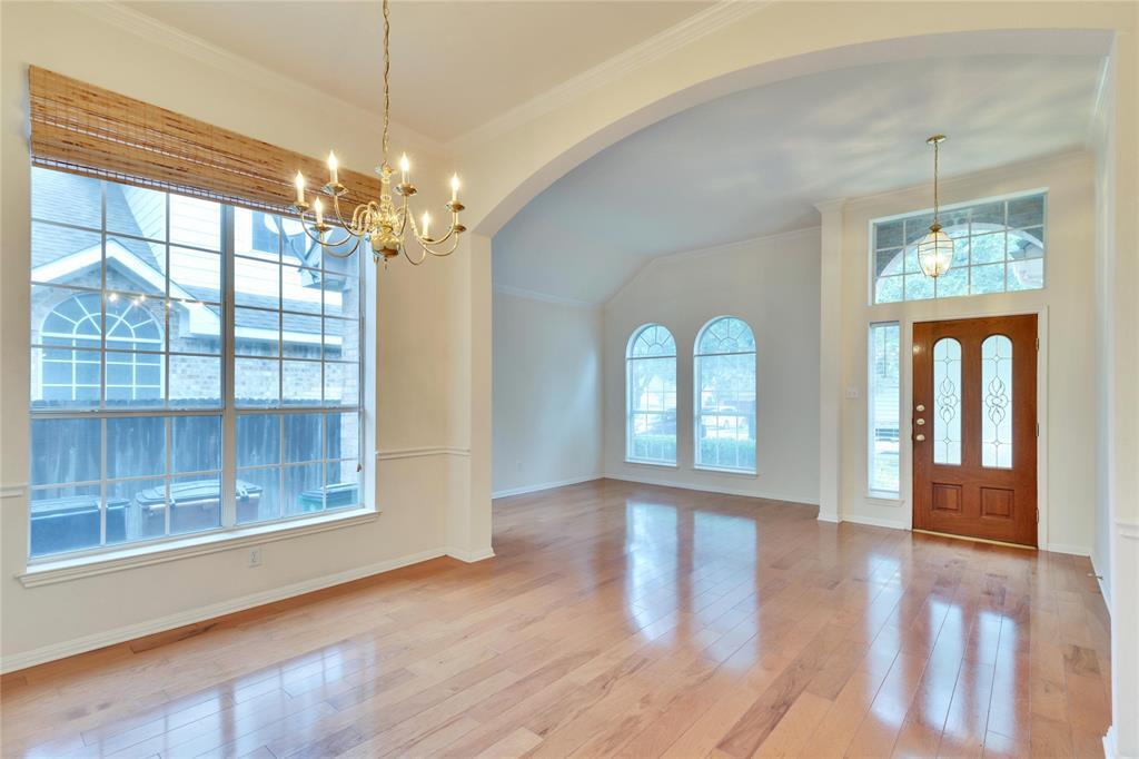 Foto principal - 5721 Trelawney Ln