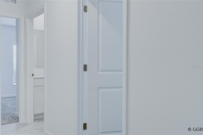 Building Photo - 5011 Worchester Dr