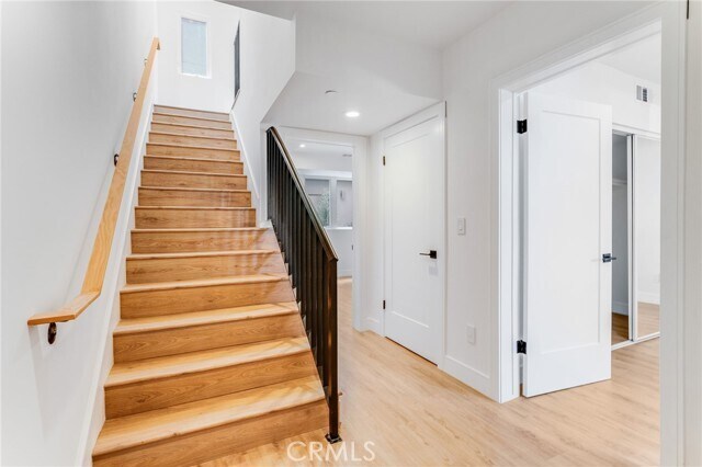 Building Photo - 1433 S Crescent Heights Blvd