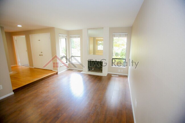 Foto del edificio - Beautiful 3 Bed 2 Bath Home in Education Hill, Redmond