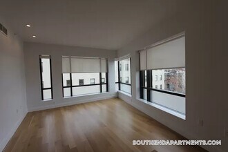 Building Photo - 150 Camden St