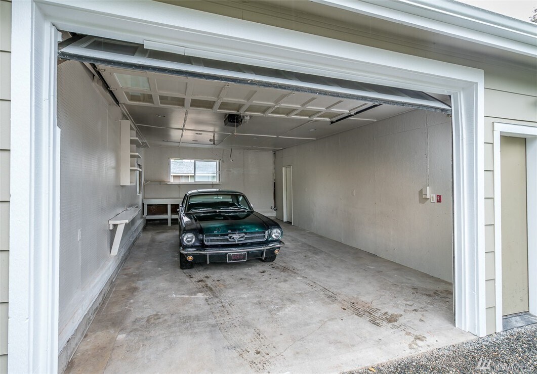 Primary Photo - 709 Fidalgo Ave