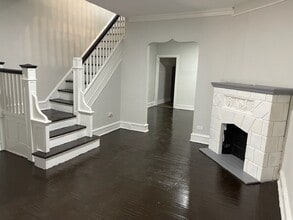 Building Photo - 334 N Redfield St