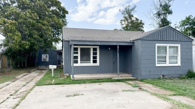Building Photo - 2520 41st St