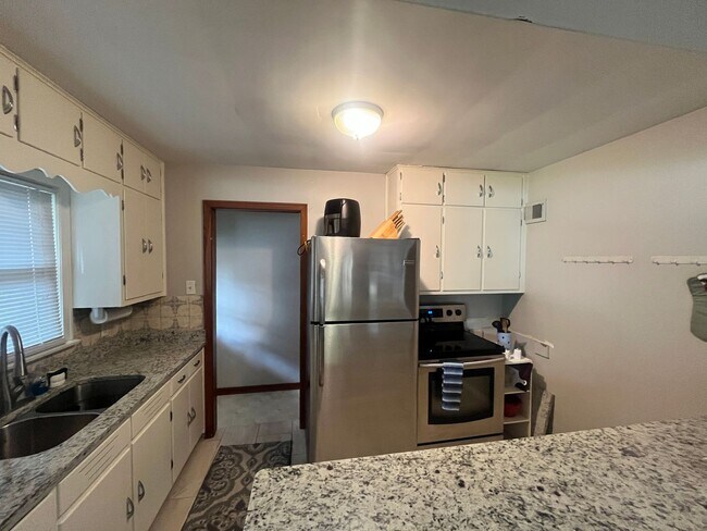 Foto del edificio - 565 E 96th St