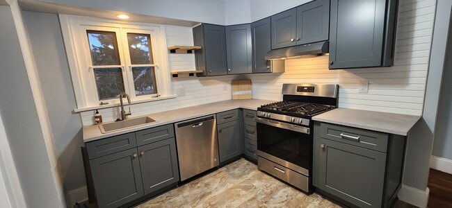 New Kitchen - 222 W Union St