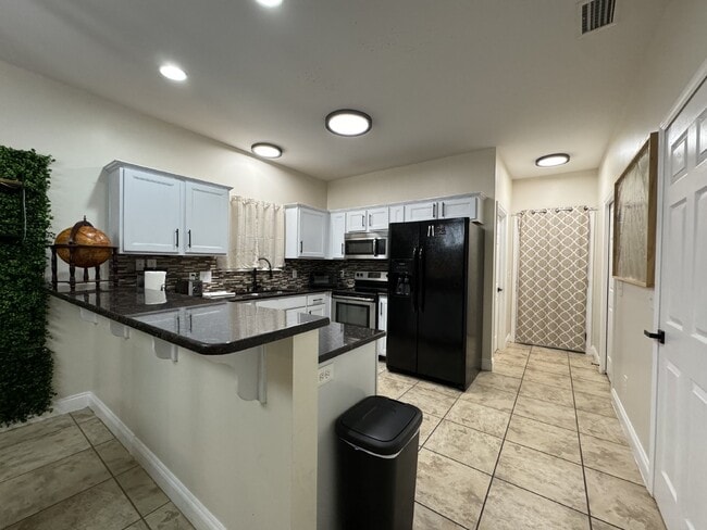 Building Photo - "Charming 2-Bedroom Home on Brooke Street ...