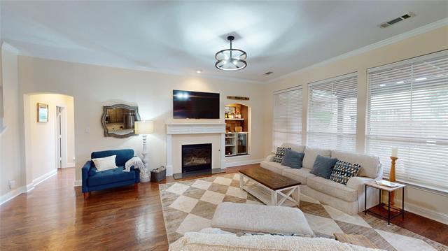 Foto del edificio - 1747 Ivy Ln