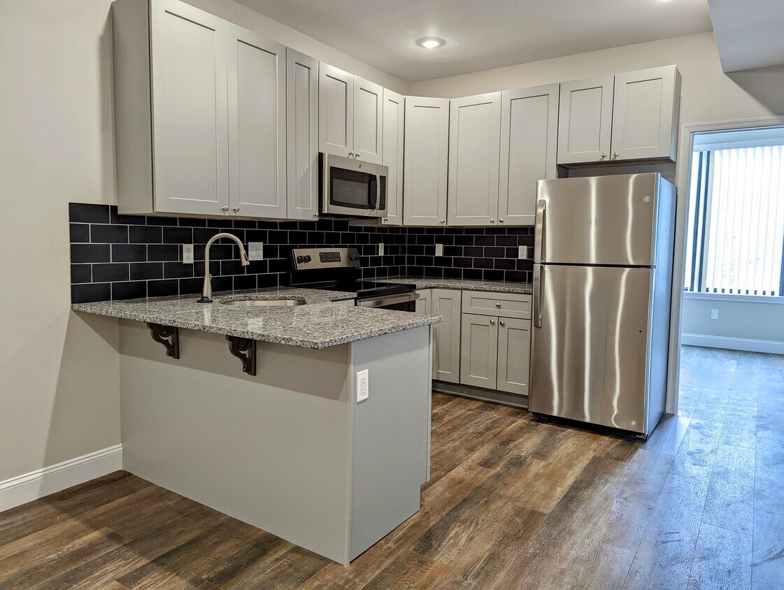 Primary Photo - 1302 N 22nd St