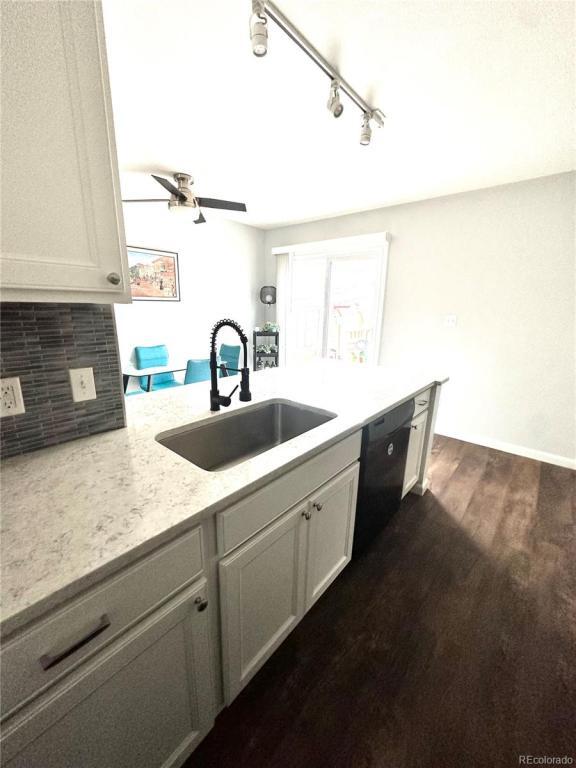 Foto del edificio - 5281 Wyandot St