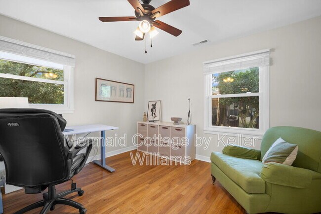 Foto del edificio - 905 McTeer Cir