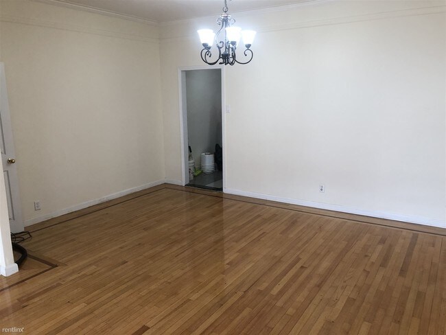 Foto del edificio - 3 br, 1 bath  - 463 Avenue Y