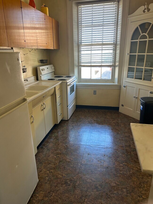 Foto del edificio - 33 W Fayette St