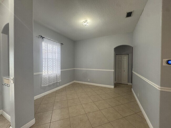Foto del edificio - 997 SW Hamberland Ave