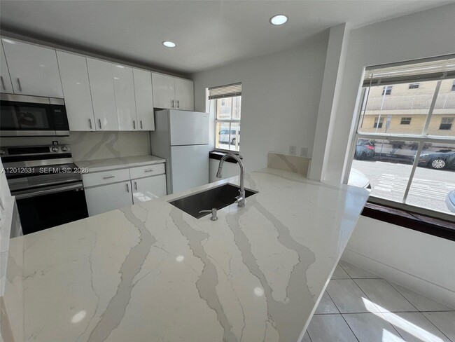 Building Photo - 1308 Drexel Ave
