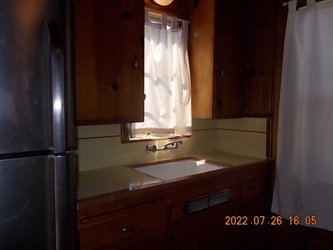 Foto del edificio - 1 Bedroom, 1 Bathroom Back Unit