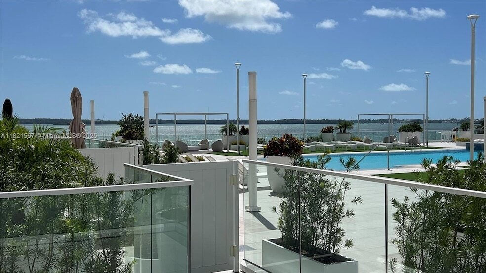 Foto principal - 770 Claughton Island Dr