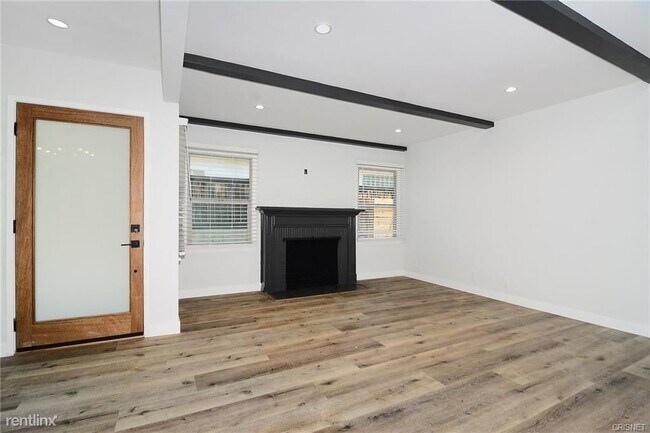 Foto del edificio - 2 br, 1 bath House - 21712 Dumetz Rd