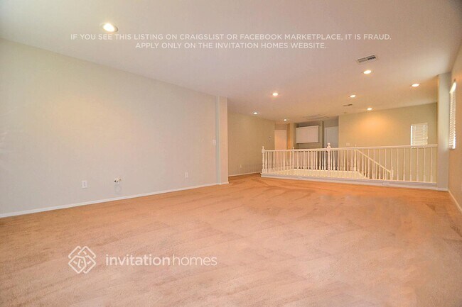 Foto del edificio - 9151 Clear Sky Ave