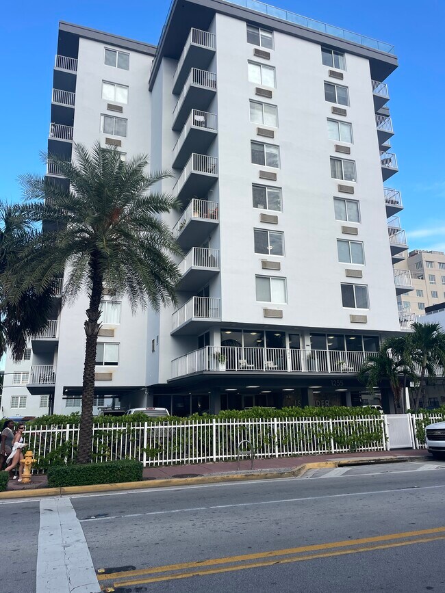 Front of building - 1255 Collins Ave