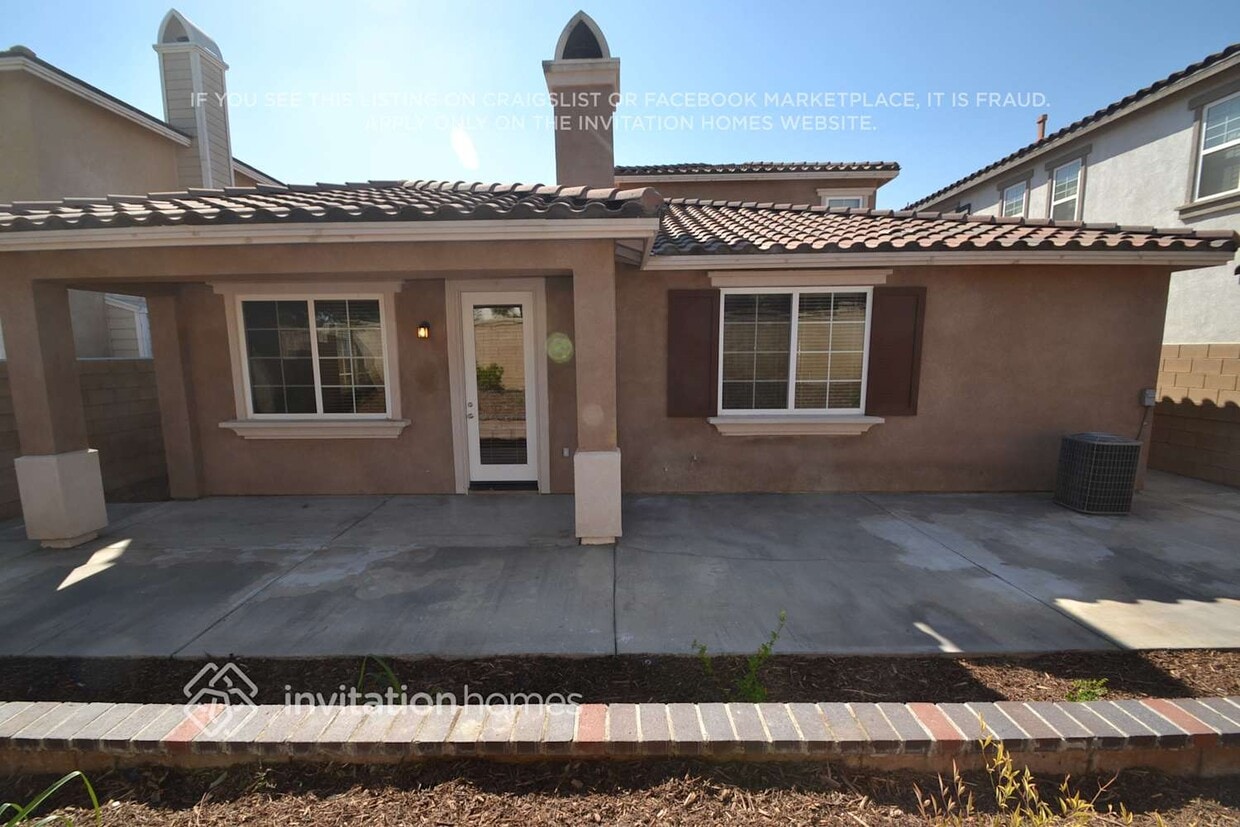 Building Photo - 17044 Hackberry Ln