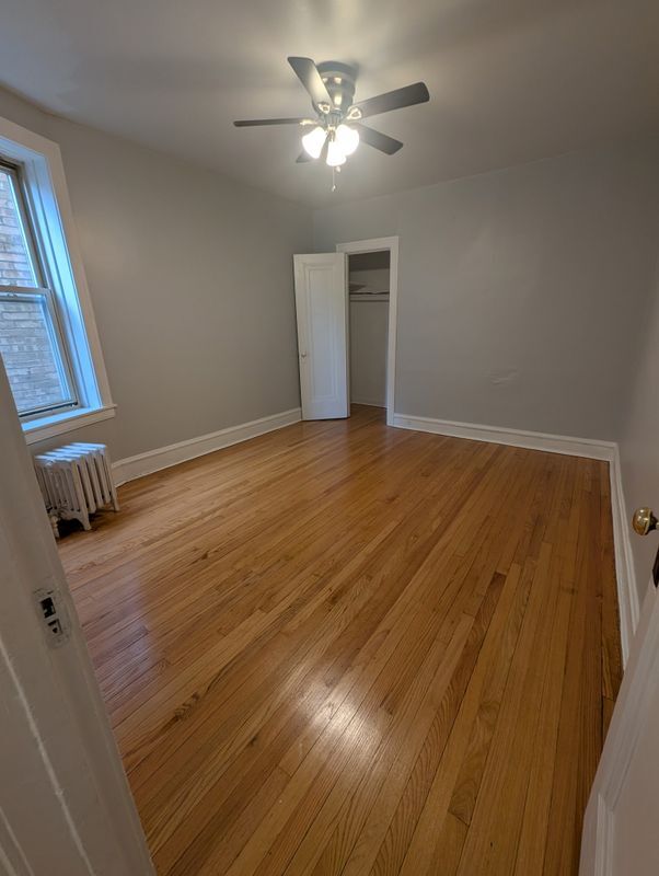 Foto del edificio - 3438 W Foster Ave