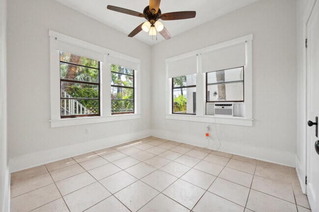 Building Photo - 424 Kanuga Dr