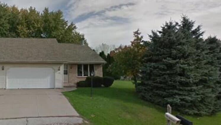Primary Photo - 2220-2 Skylark Dr