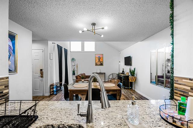 Building Photo - 4643 Country Creek Dr