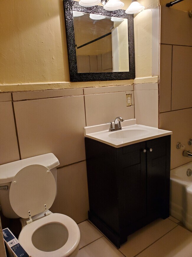 Foto del edificio - 1717 Dairy St