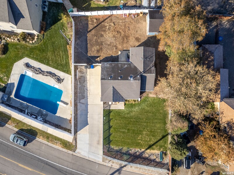 Primary Photo - 2823 N Canyon Rd