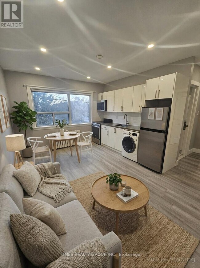 Photo du bâtiment - 1566 Avenue Rd