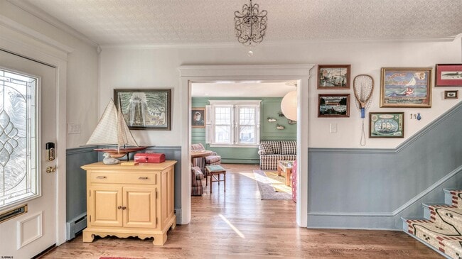 Building Photo - 17 S Derby Ave