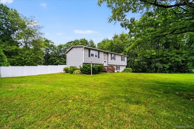 Building Photo - 226 Knoth Rd