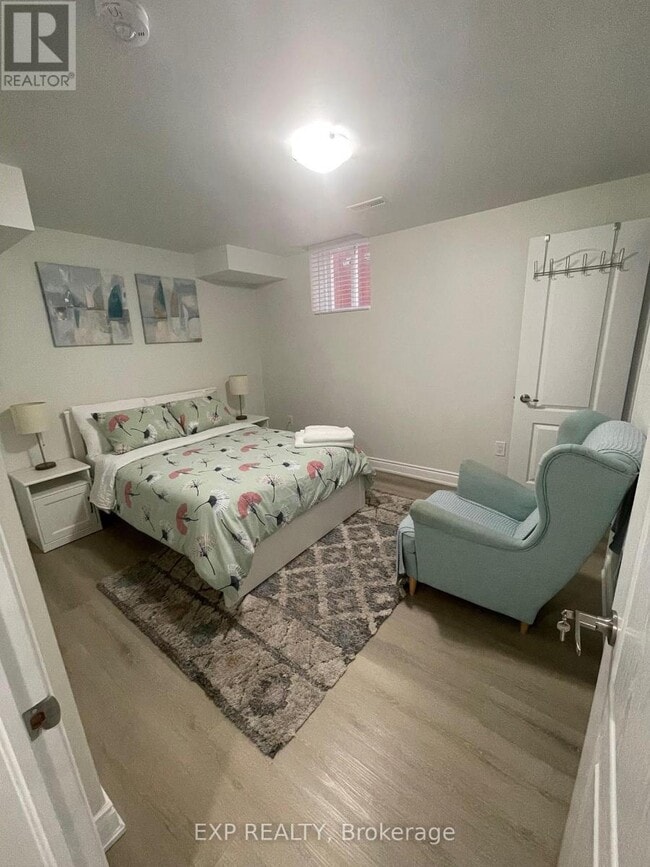 Building Photo - 138 Aylesbury Dr