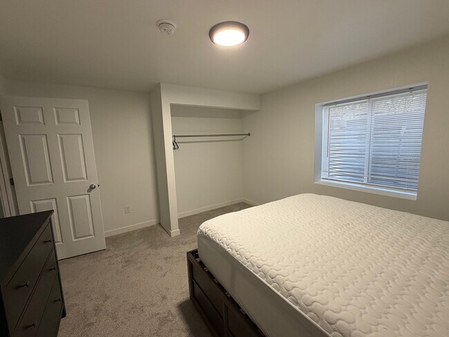 Foto del edificio - 11610 Cranston Dr