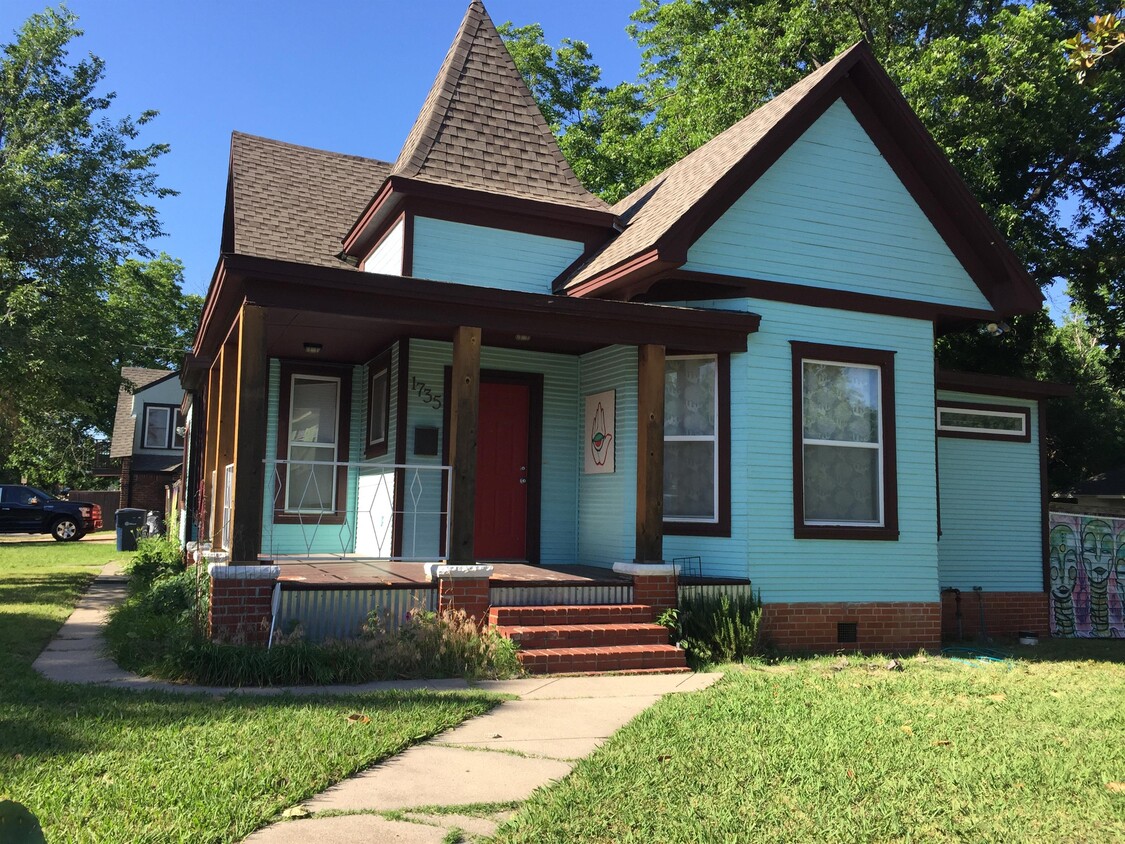 Photo - 1735 NW 13th St (Oklahoma City, OK)