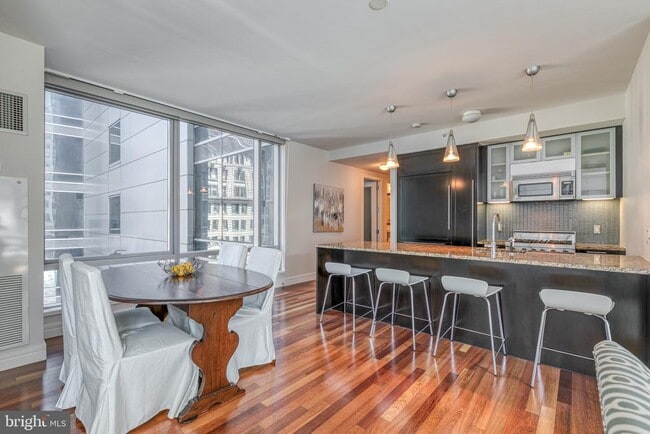 Foto del edificio - 1414 S Penn Square