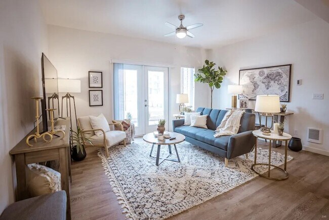 Foto del edificio - Brand New! AC & 1 covered parking spot inc...